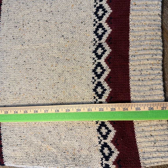 PacSun‎ Burgundy and Yellow Patterned Crewneck Sweater - Picture 8 of 8